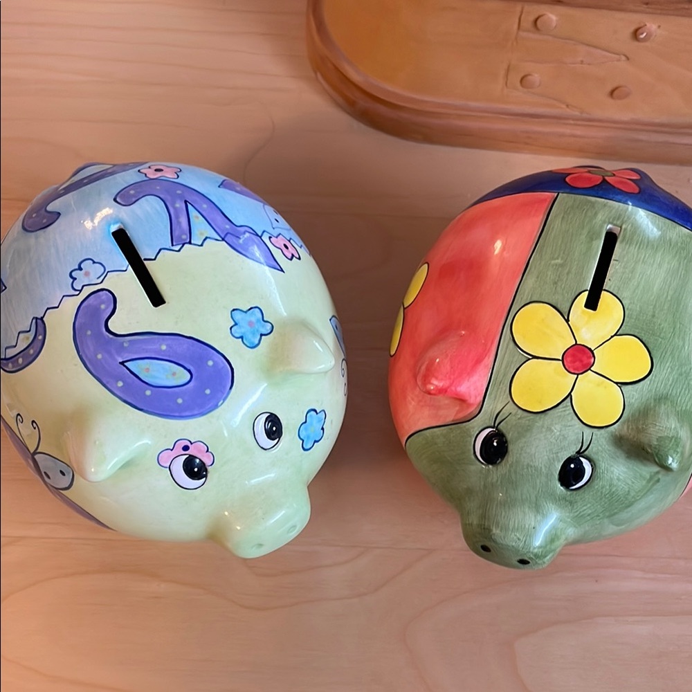 Ceramic Piggy Banks - Neve Used